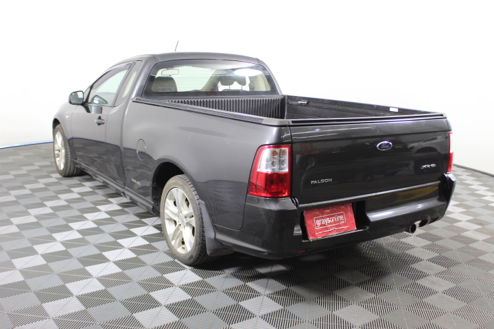 8.47 Carats Color Play Ethiopian Opal