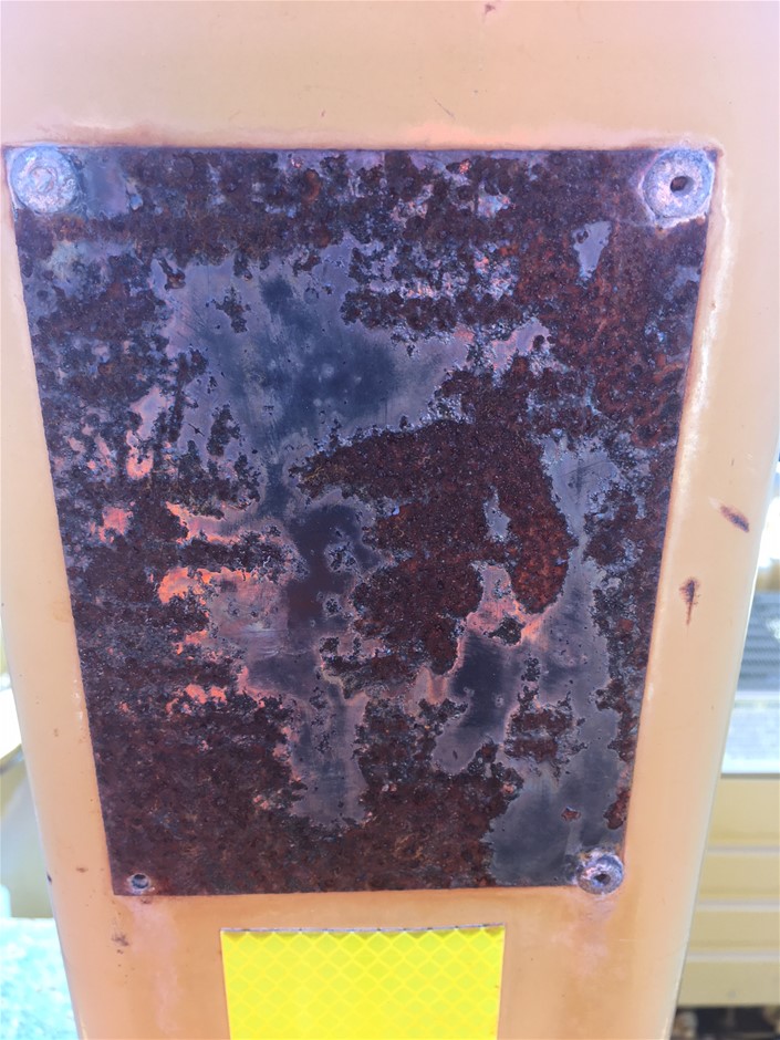 CANTERBURY Men's Anchor Tactic Shorts, Size XL, 100% Polyester, Olive/Black