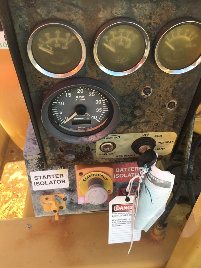 RIP CURL Men's Classic Surf Cord Volley Shorts, Size XL, Dark Khaki (9660).