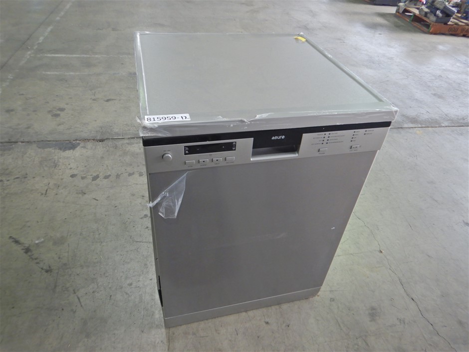 Australia: 2012 Two Dollars QEII Remembrance $2