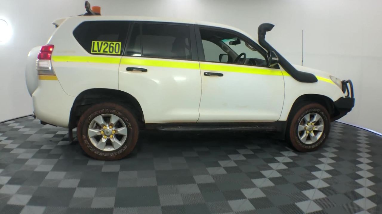 1.17ct Radiant Natural Emerald - Oval Cut