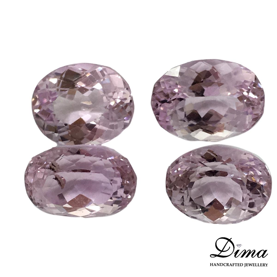 BULK PACK - 10 x 5mm Christmas Earrings (5 x Green, 5 x Red)