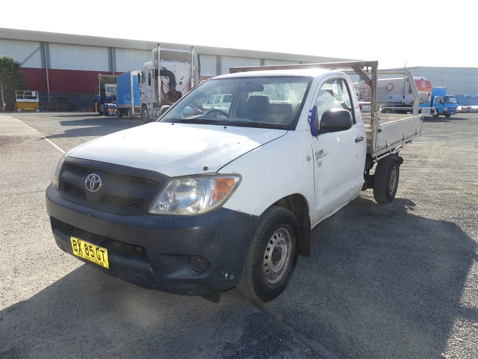6.08 Carats Fancy Vivid Orangy Pink Lab Grown Diamond