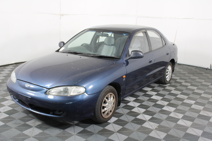 DE'LONGHI La Specialista Barista Pump Espresso Machine, 1450W, Metal, EC915