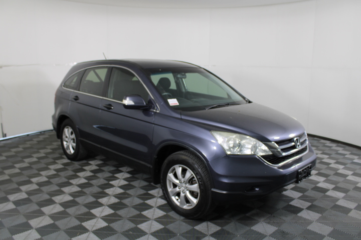 THULE Aion Tote Bag - 100% Recycled PFC-Free Waxed Canvas Fabric - Detachab