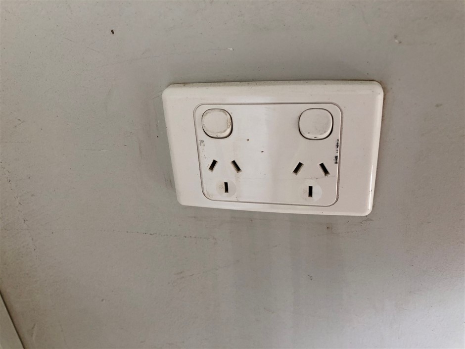 2000 Mazda 626 Classic GF Automatic Sedan (WOVR-INSPECTED)