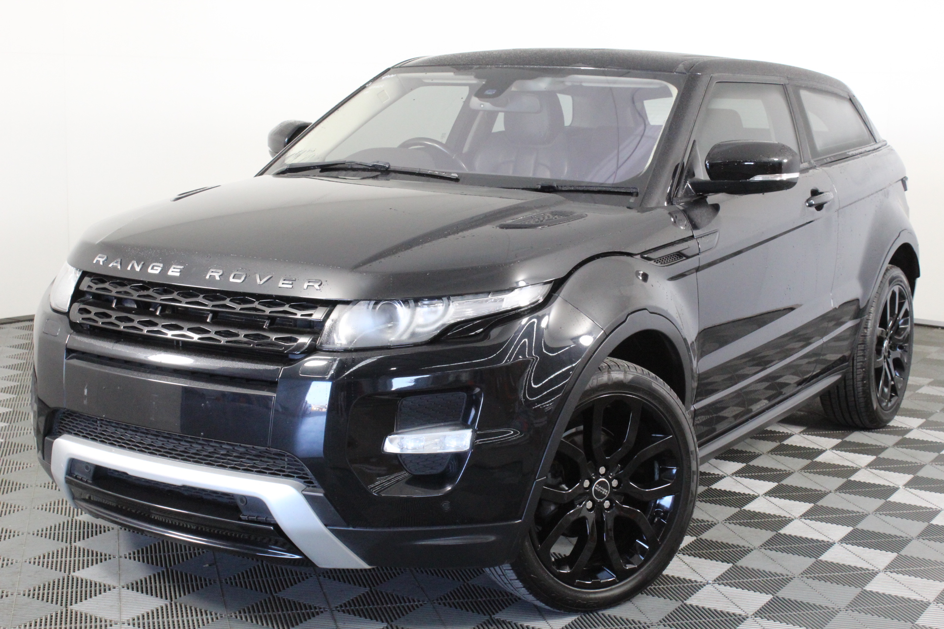 Approx 37 Ct of Loose Boulder Opal Chips (Coober Peby) In glass disp/bottle