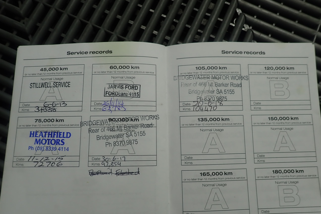 1/100 Ounce -Gold Scottdale x1 bars &  1 Gram Valcumbi silver bar & 1 gram