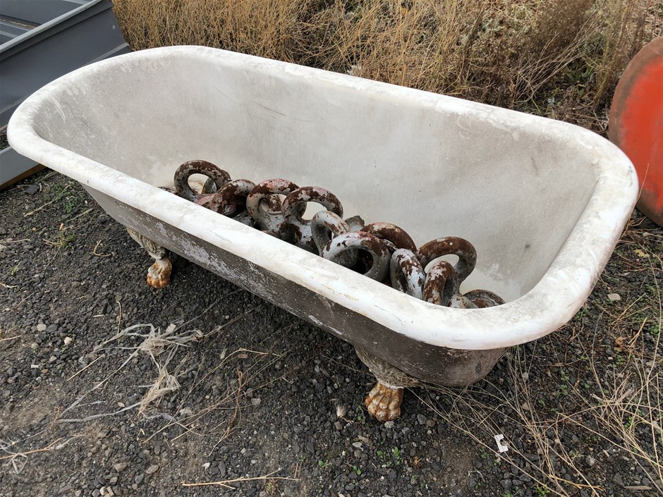 Waterproof  Watch Barrel Shaped Transparent Red Color Quartz Watch Popular