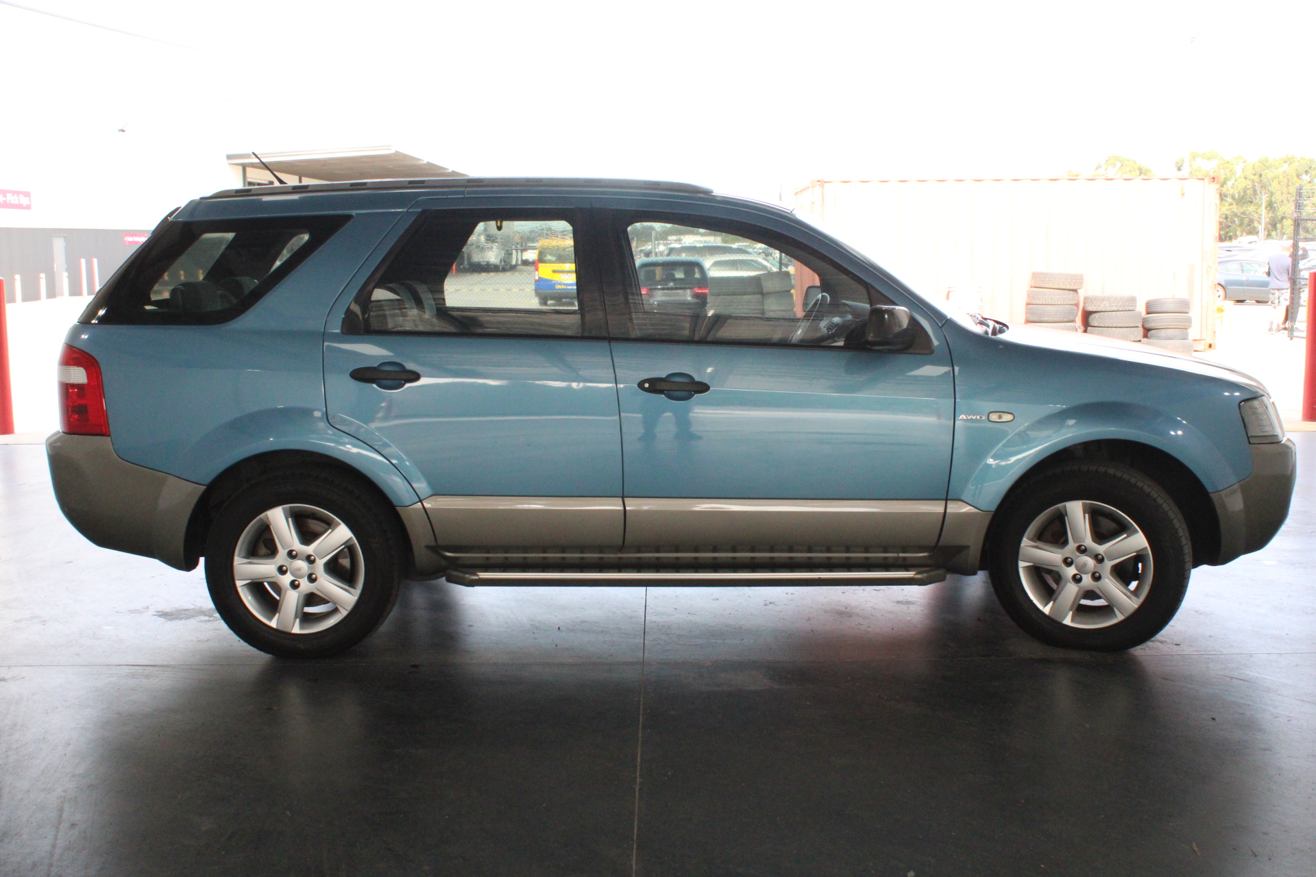 11.63 Carats Golden Yellow Beryl