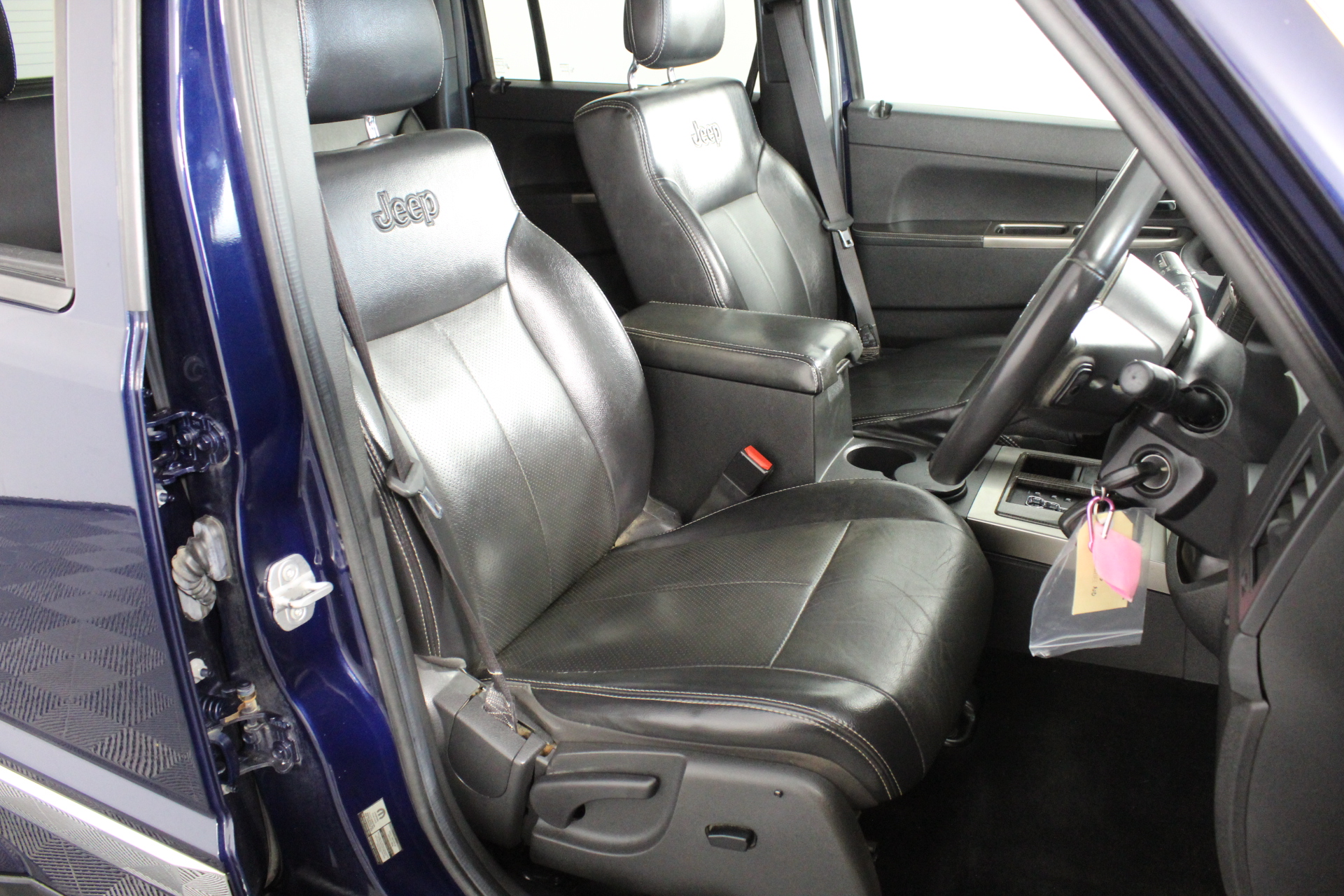 UNC 2023 $2 Vegemite Yellow RARE Coloured two dollar Coin