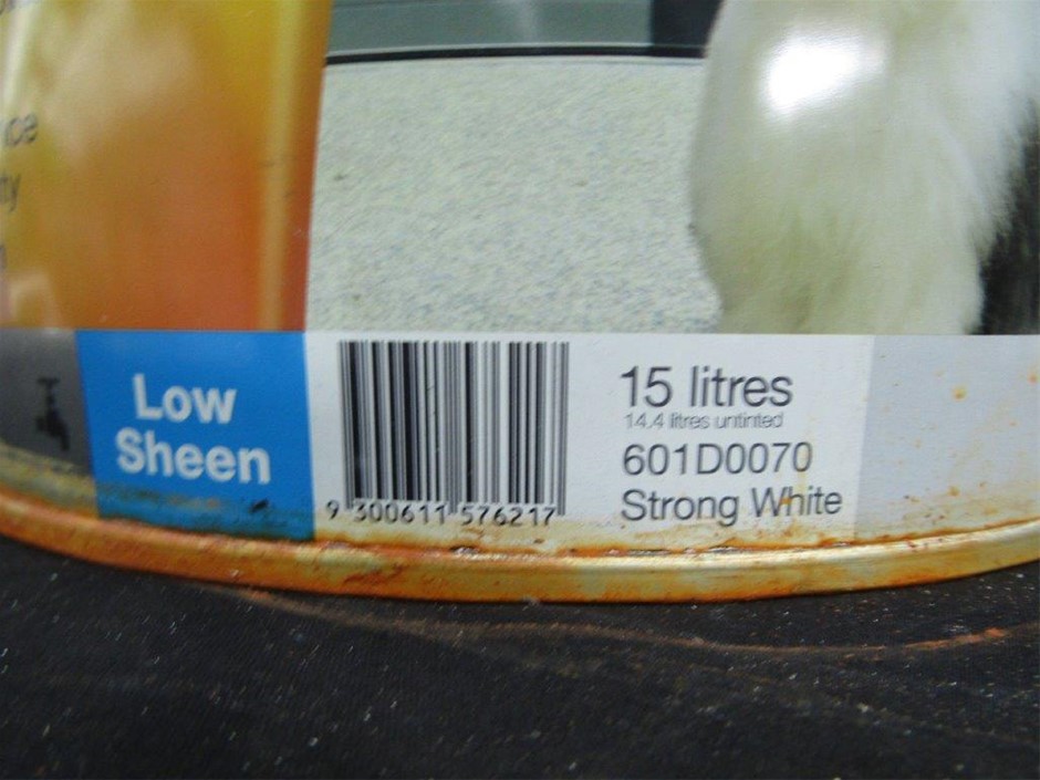 Bradman 5 Dollar Bi Metal Coin on Card of Issue 1996 Issued by RAM