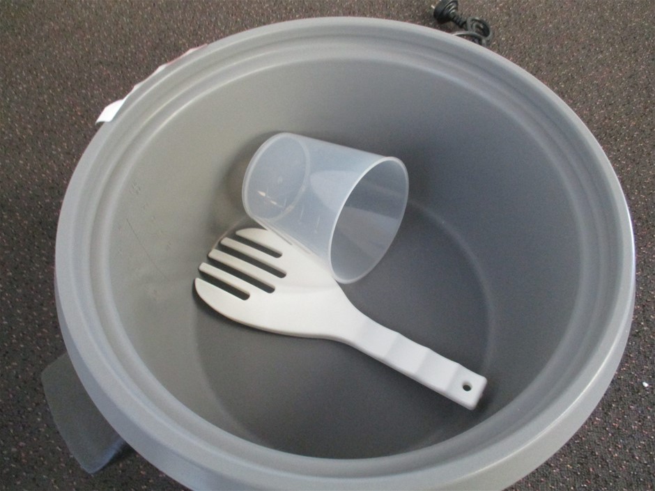 Kids Outdoor Moulded Arm Chairs