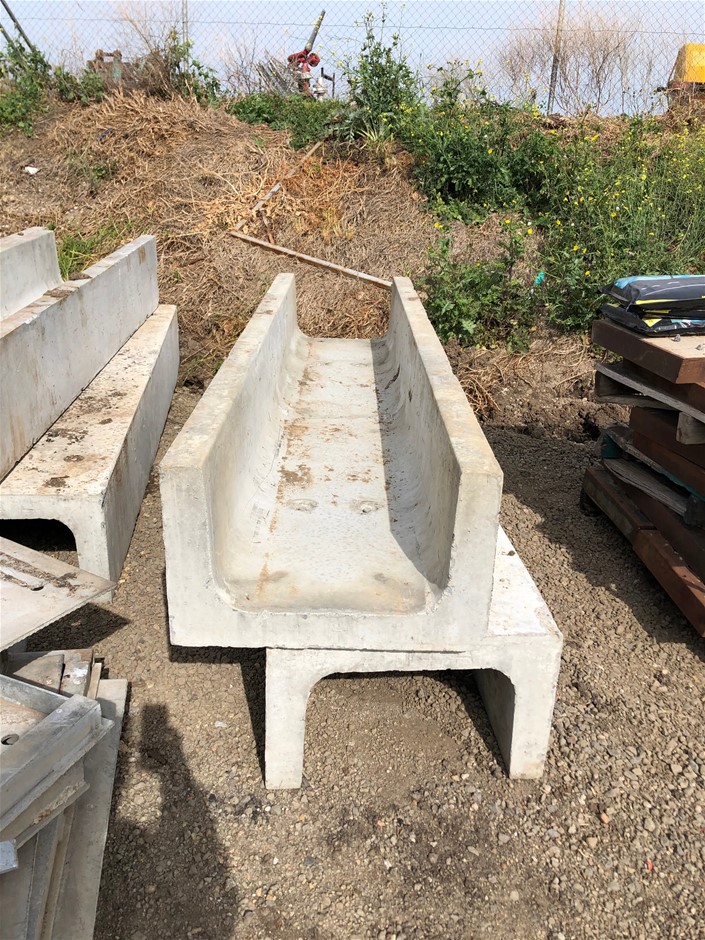 Party/Event Poly Folding Tables