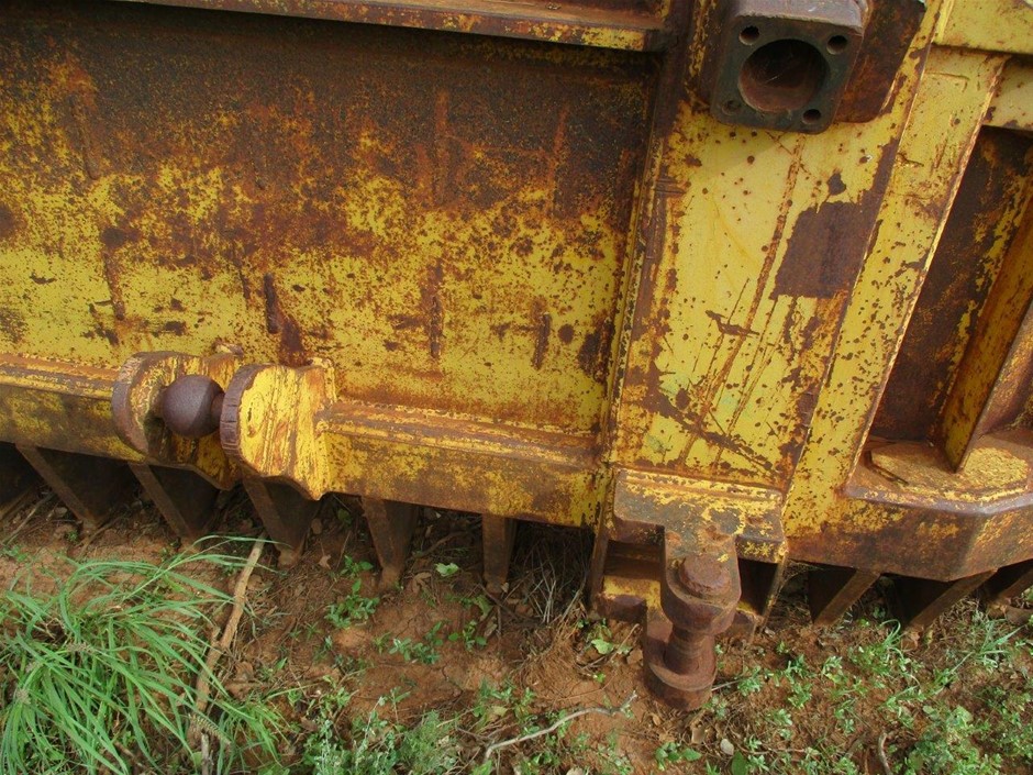 Creative Gigaworks T40 and T20 Computer Speakers + Creative Inspire T3000 2