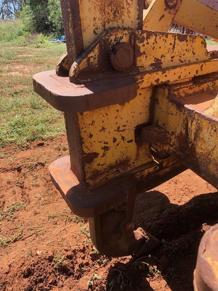 Vehicle Mount Directional Arrow Board System B Size (Unused)