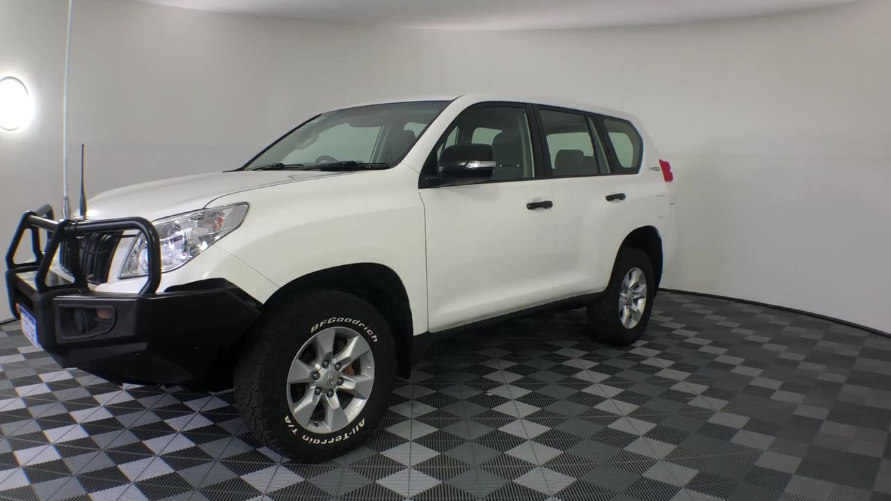 APPLE iPad Air 11 Inch (2025) M3 256GB Starlight. NB: Minor Use. S/N: D9HDY