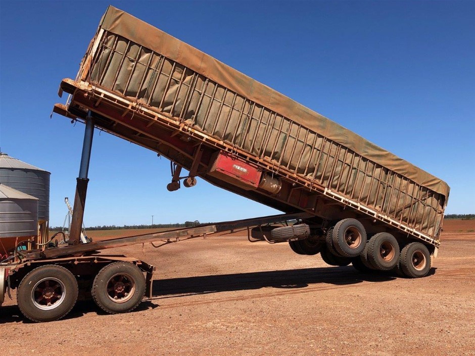 Mix Brand and Model Portable LED Lanterns/Electronic devices