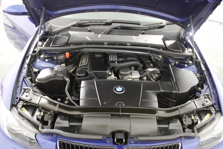 SHARK PX201 StainStriker Portable Carpet & Upholstery Cleaner, Spot, Stain,