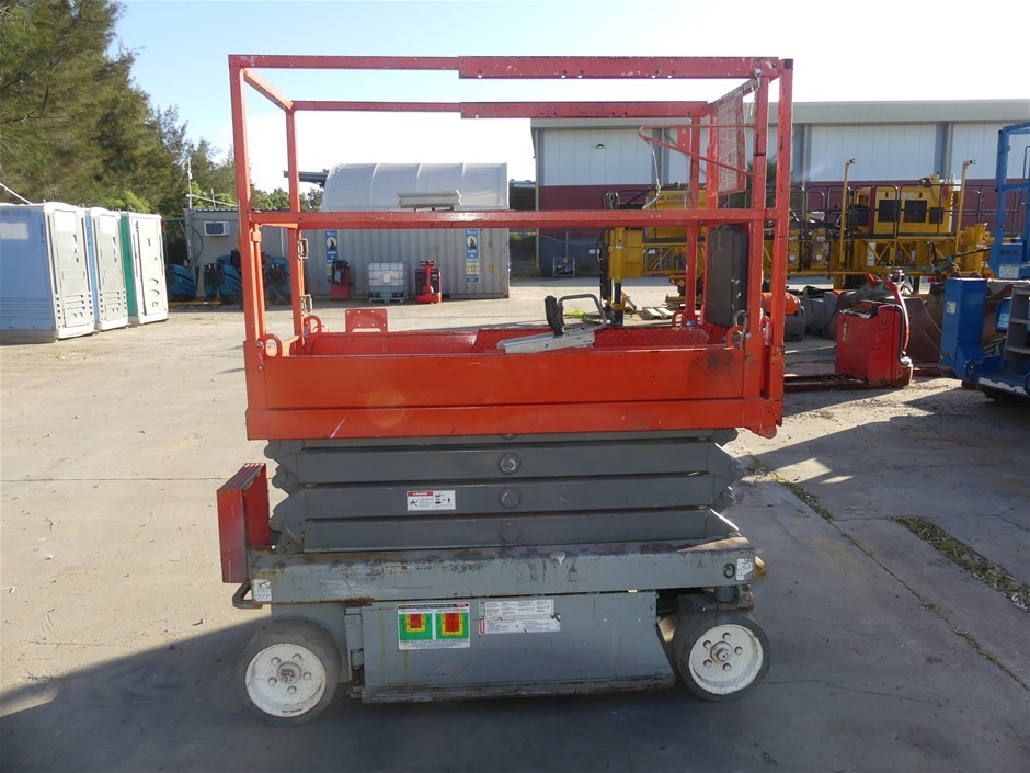 RUSSELL HOBBS Carlton Kettle, Stainless Steel, 1.7L Capacity. Model RHK82BR