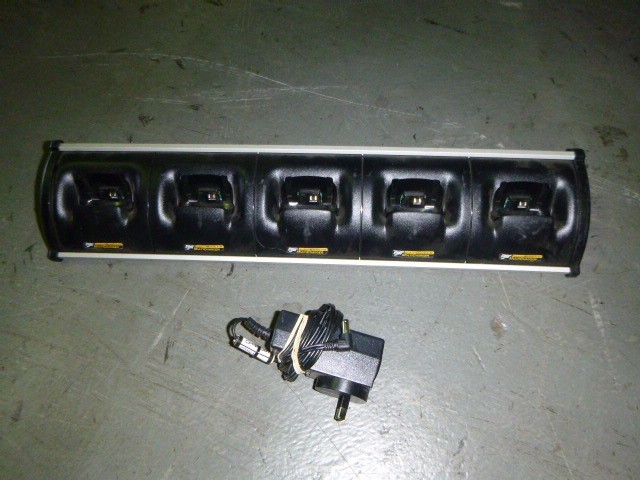 0.16 Carat White 4 round diamonds