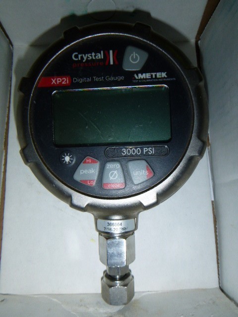 1966 Australia Silver Queen Elizabeth coin & 0.10 Xag silver bar x 4