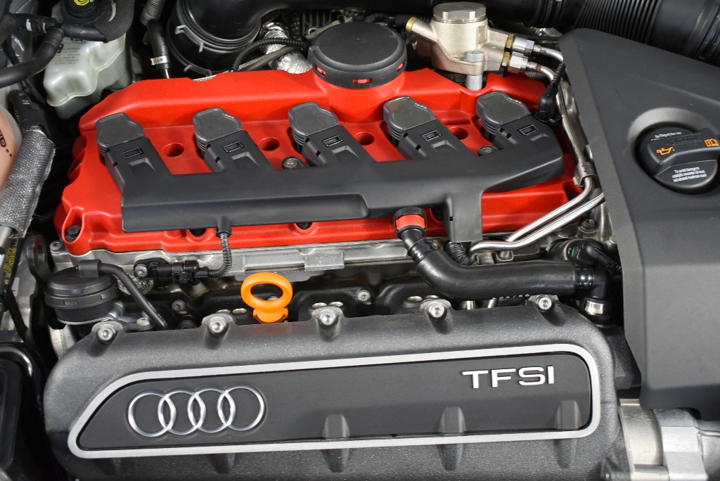 0.14 Carat round 4 diamond