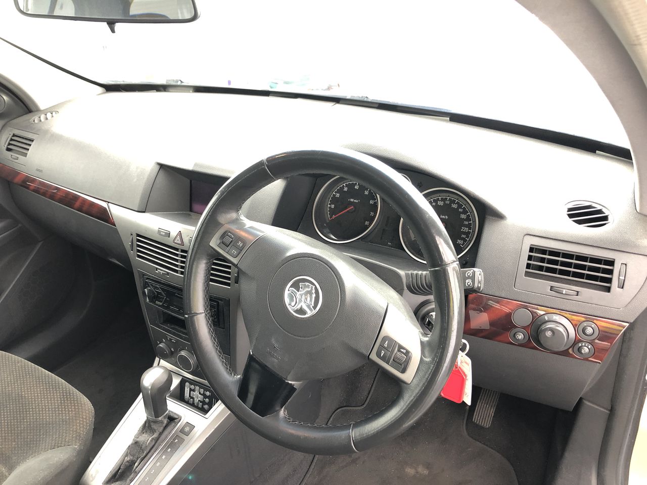 <p>Mag drill, retracta airhose, Bollards, bunting flags</p>