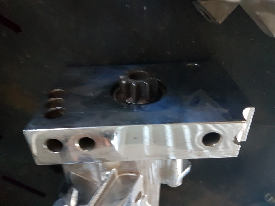 New Waterproof Men'S Watch Barrel Shaped Transparent Quartz Watch Popular