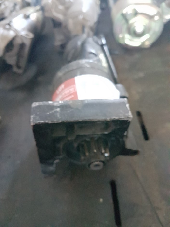 2.65 Carat White/off white diamond various bulk