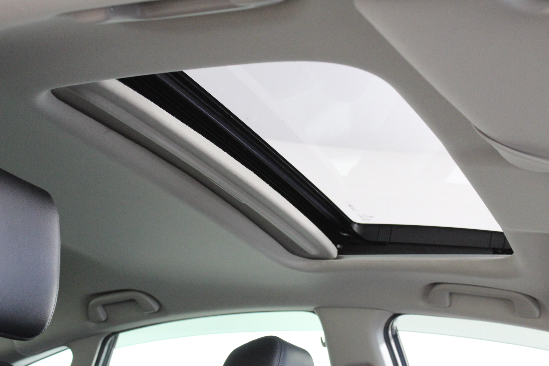 NEW XC Ford Cobra Colour Silver Stunner Coin with C.O.A. LTD