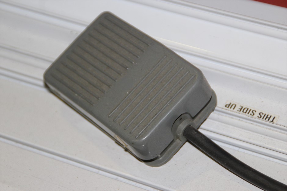 5 pcs/lot New Australia Gold Banknote Cards Coloured $100 Collectable Gift