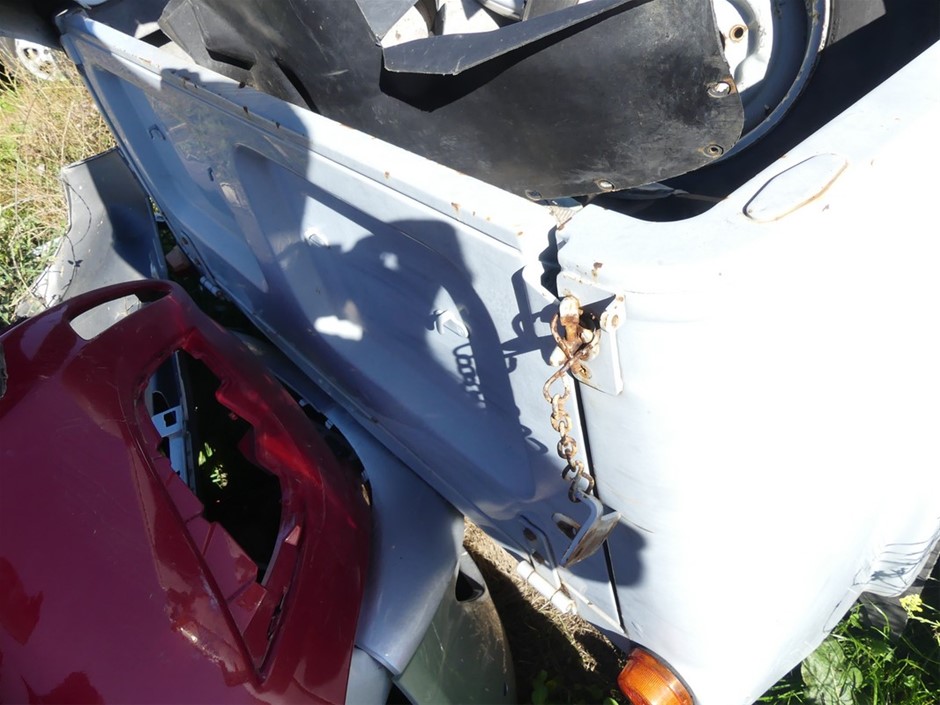 <p>Rear Tail Lights</p>