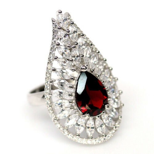 <B>Carinya Farmhand Cattle Crush</B>