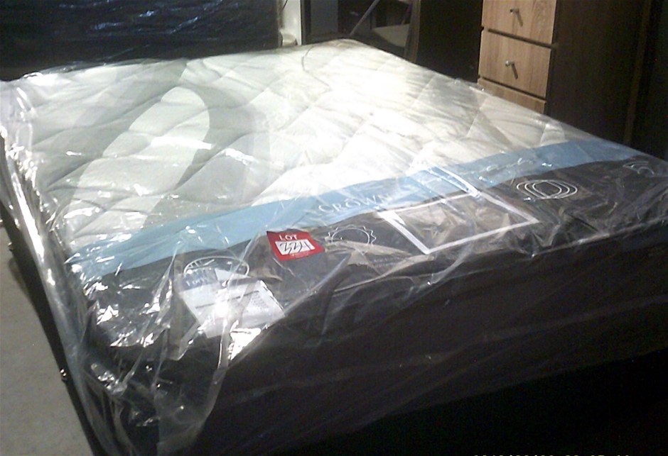 BRAUN HOUSEHOLD CareStyle 3 Pro Steam Generator Iron with FreeGlide 3D Tech