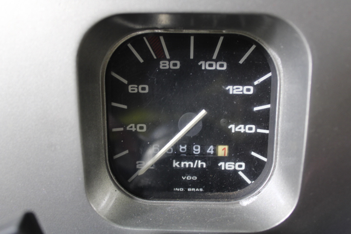 CAT Industrial Plate Travel Suitcase with Double Spinner Wheels and TSA Loc