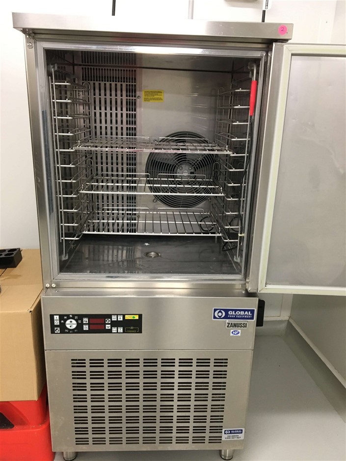 RIP CURL Boy's Future Evolution Crew Sweatshirt, Size 8, Wild Berry. RRP: $