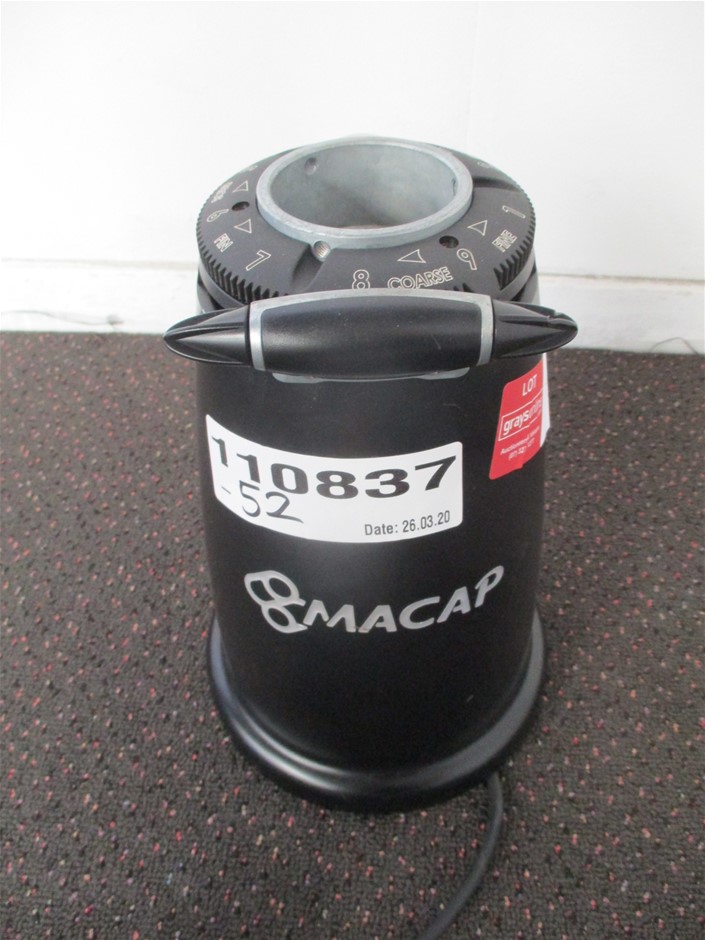 Quantity of 50 1800mm Star Pickets (Unused),