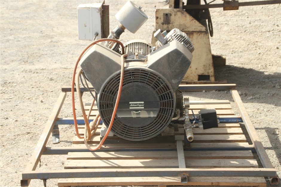 Seppelt Para Liqueur Port No.105/106 Old Liqueur Port (2x 750mL), SA.