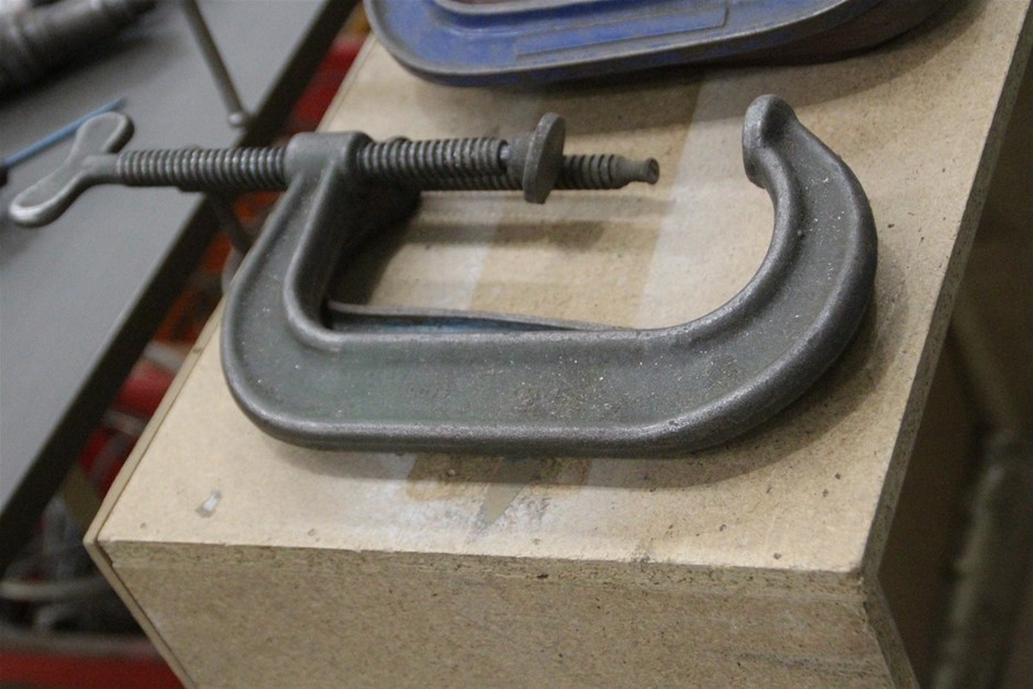 Two Hands Gnarly Dudes Shiraz Magnum 2022 (1x 1.5L), SA.