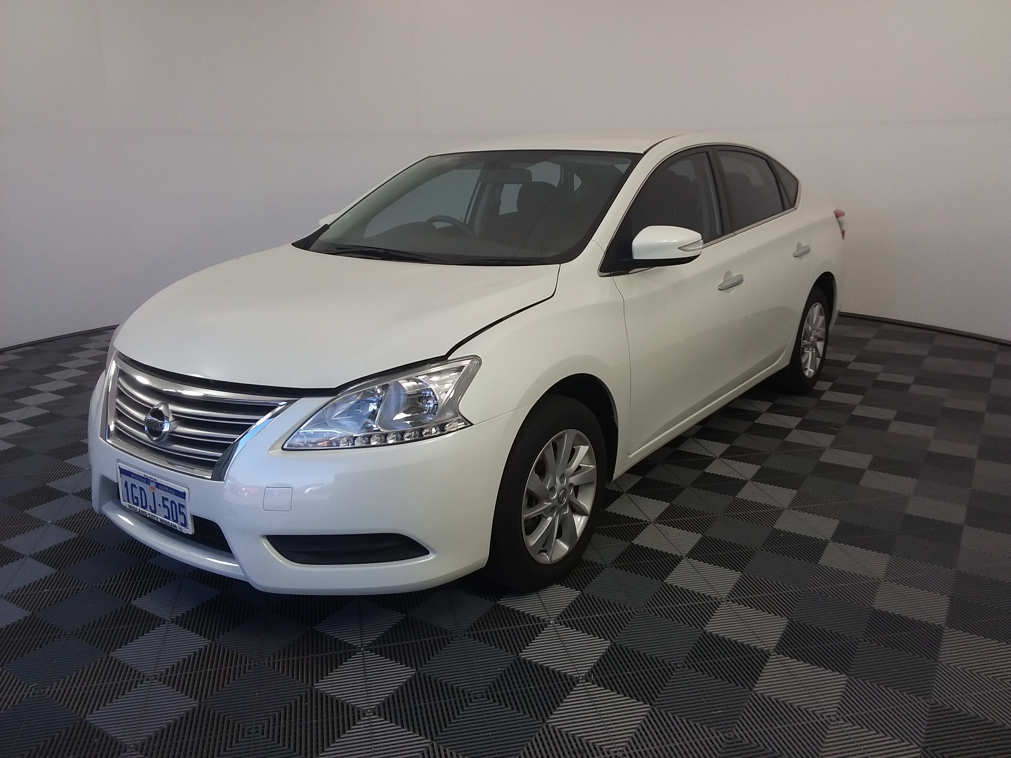 Elephant in the Room Buttery Chardonnay (6x 750mL).