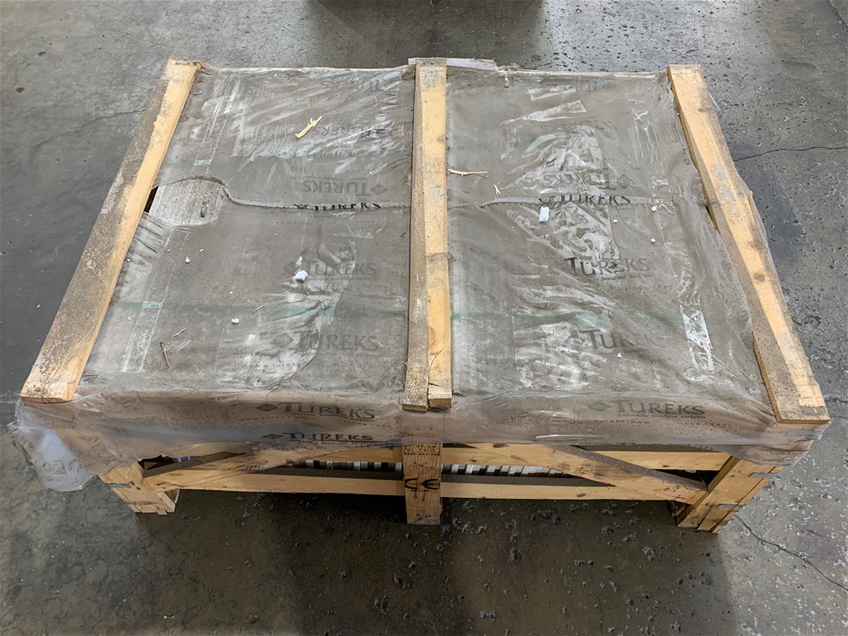 Mixed Assorted DVD Movies (58x39x43:cm)