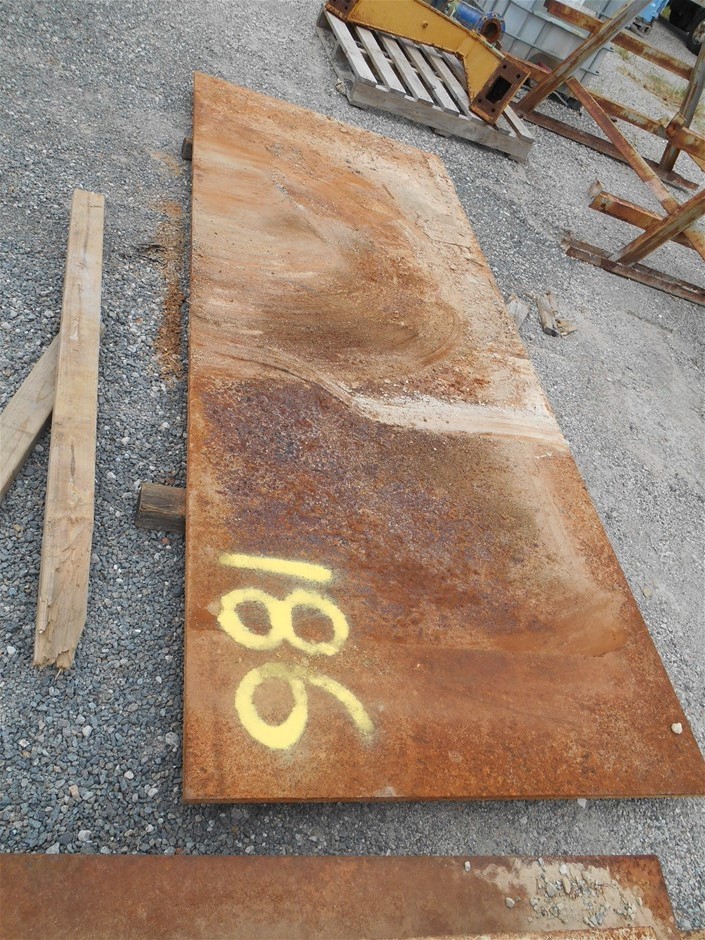 2022 Queen Elizabeth Platinum Jubilee Gold plated Medallion