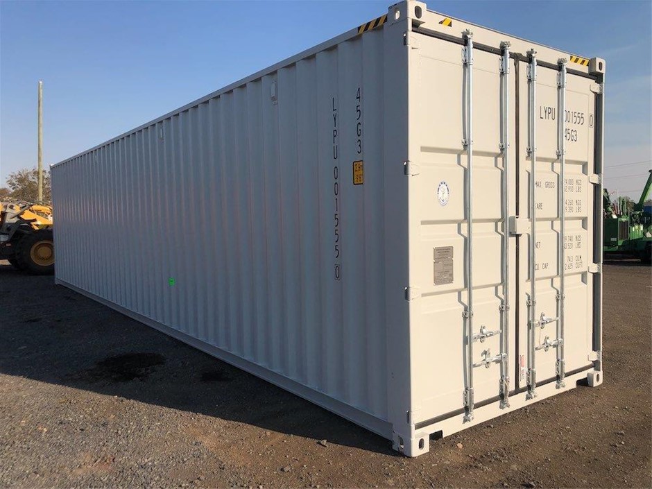 The Hero `Preservative Free` Pinot Noir 2023 (6x 750mL) SA