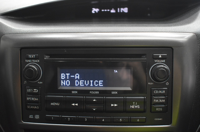 DYSON V8 Handstick Vacuum With Accessories, Grey Silver/Nickel, Model 39443