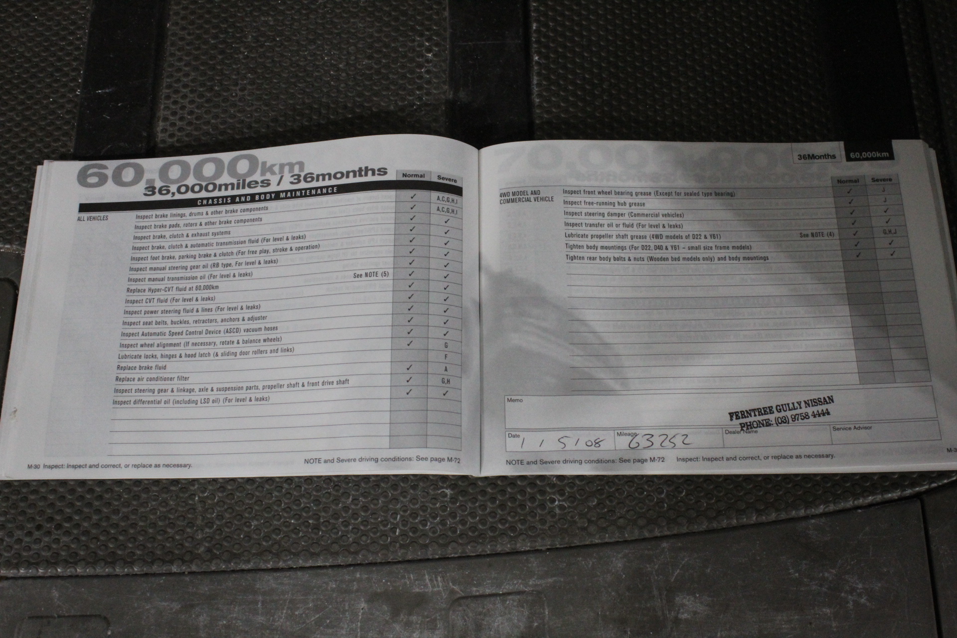 2 x SWIFFER Sweep and Mop Deluxe Starter Kit. NB: Not in original packaging