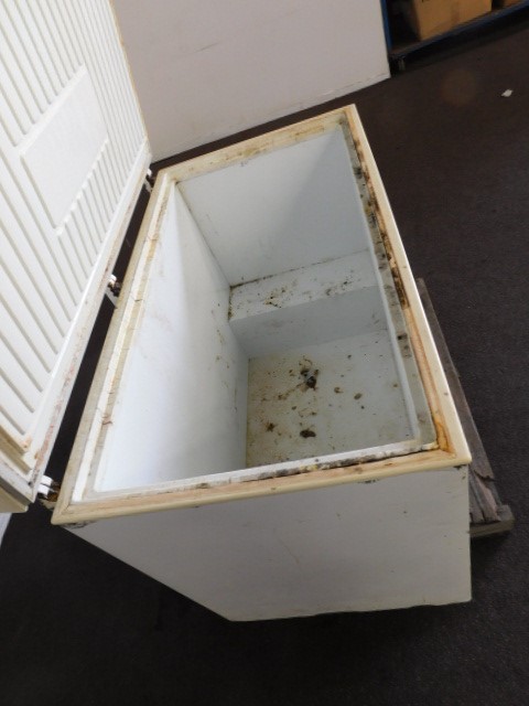 AMAZON BASICS Dip Fitness Bar.