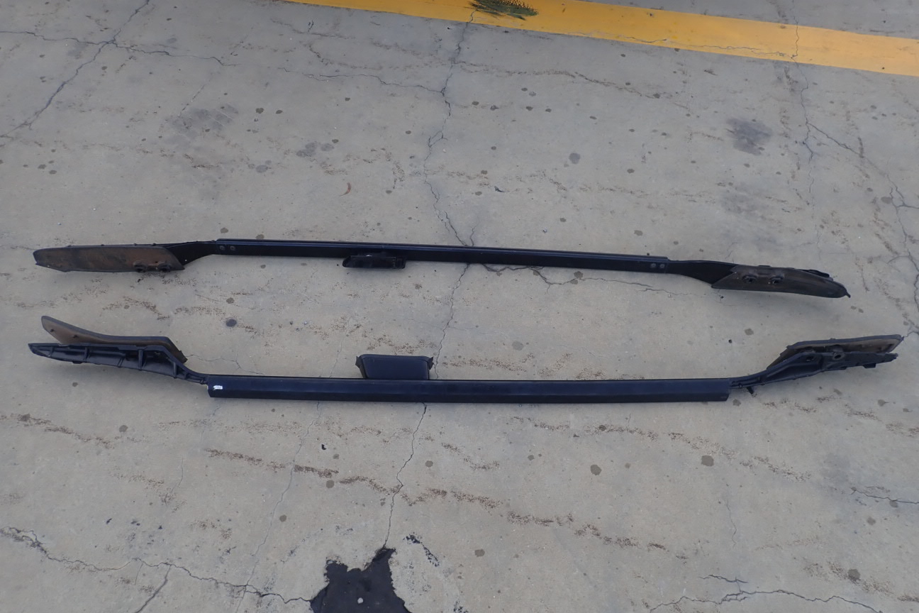 9K Yellow Gold LOCK RING