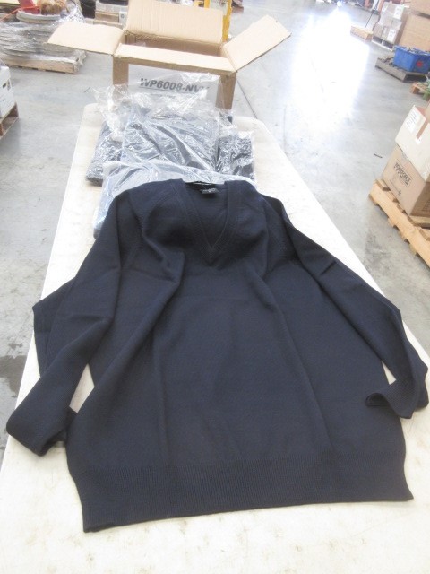 IT'S BED TIME Eco-Fill Lounge Dog Bed, Large (24cmH x 75cmW x 95cmL), Charc