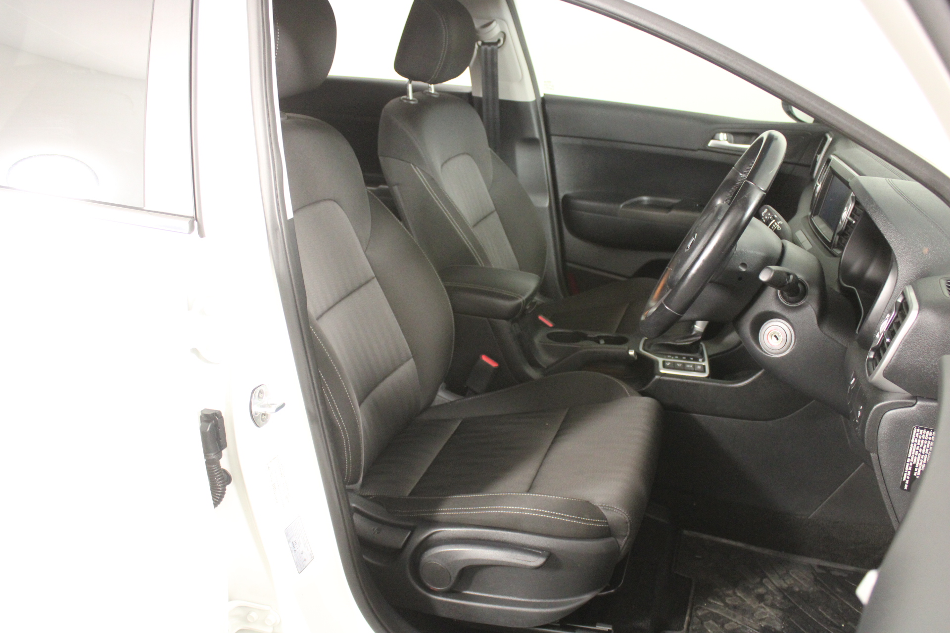 9K Yellow GOLD SMALL OVAL LOCKET